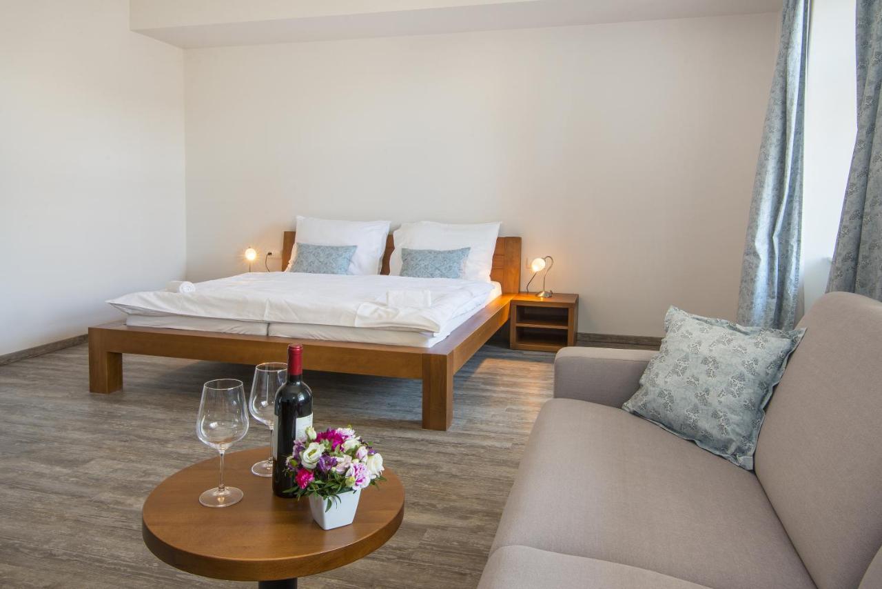 Hotel Anno Nové Město nad Metují Extérieur photo