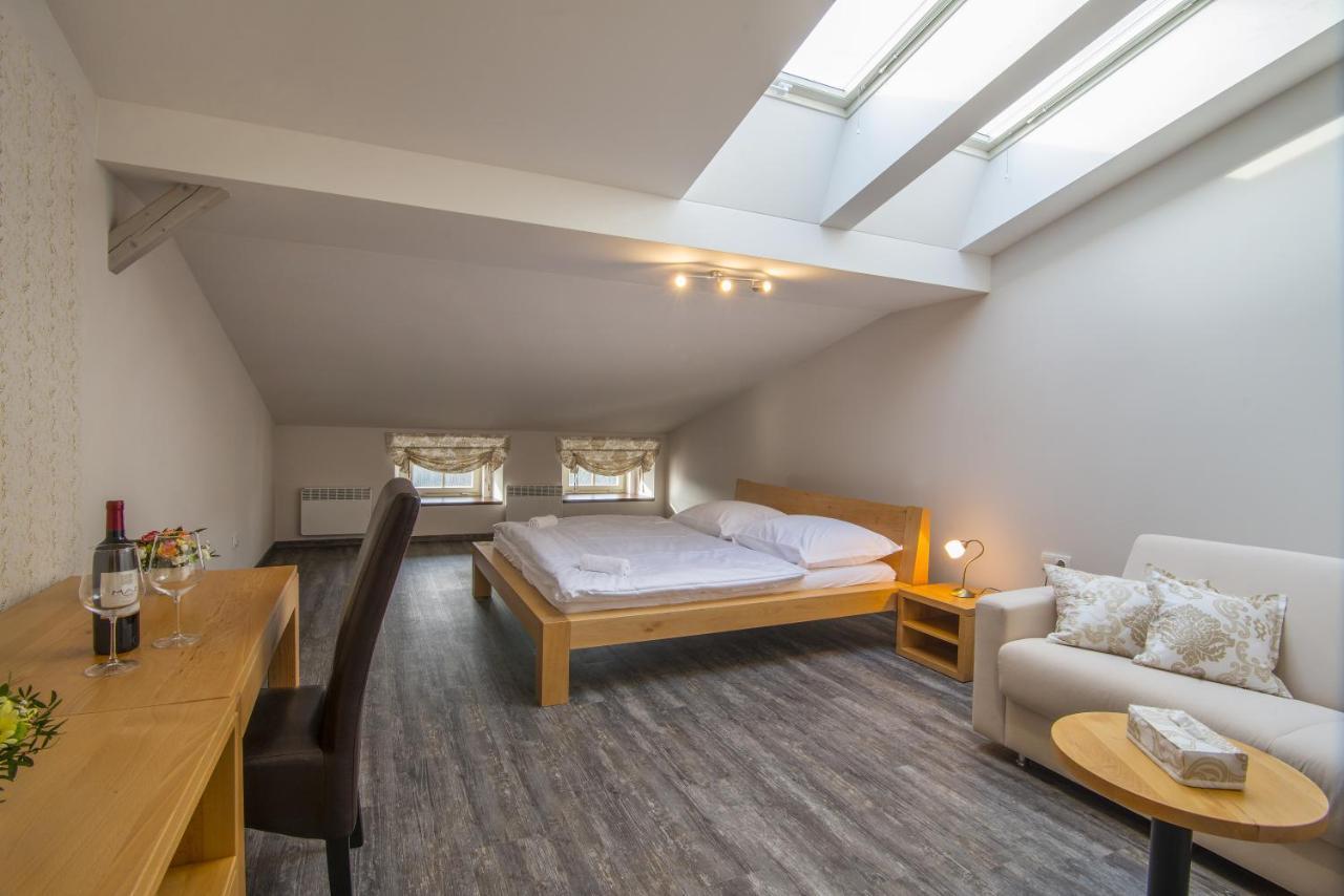 Hotel Anno Nové Město nad Metují Extérieur photo