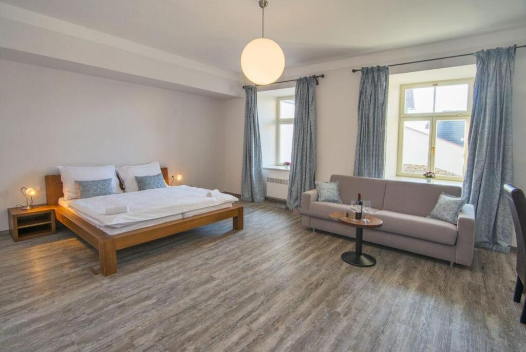Hotel Anno Nové Město nad Metují Extérieur photo